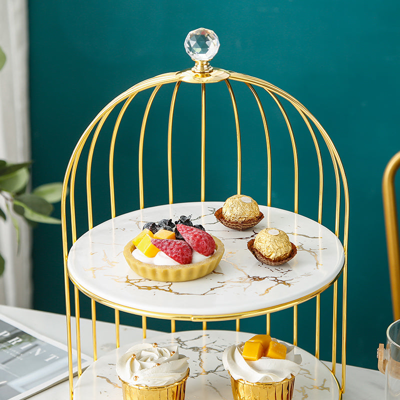 Support à Gâteaux Cage à Oiseaux Dorée : Élégance Vintage pour Vos Desserts