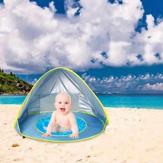 Protégez Bébé du Soleil Tout en Jouant dans l'Eau