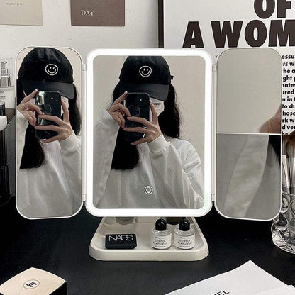 Miroir Trifold LED avec Modes d'Éclairage et Miroirs Grossissants : Précision et Élégance pou