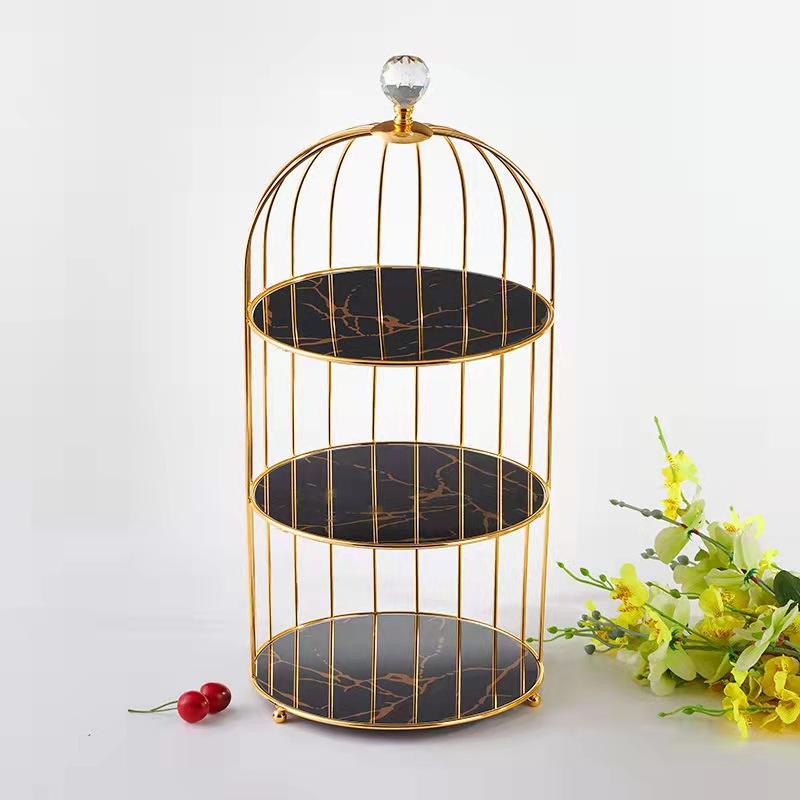 Support à Gâteaux Cage à Oiseaux Dorée : Élégance Vintage pour Vos Desserts