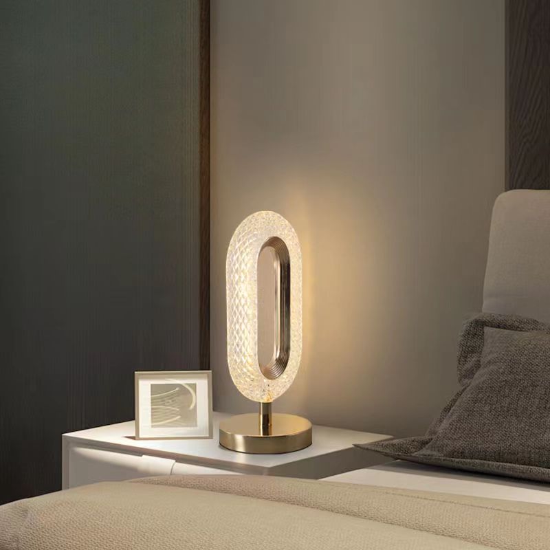 مصباح طاولة كريستالي لديكور منزلك الداخلي